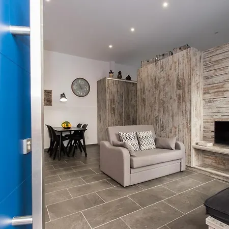Petit Loft Apartment Canet De Mar