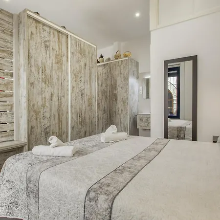 Petit Loft Διαμέρισμα